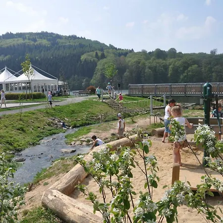 Eifel Landhaus Seeblick 別荘 Biersdorf