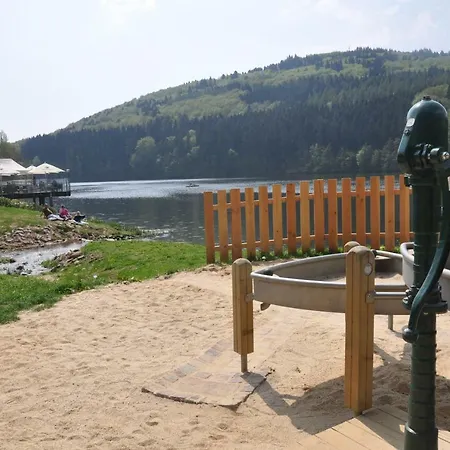 Eifel Landhaus Seeblick 別荘 Biersdorf