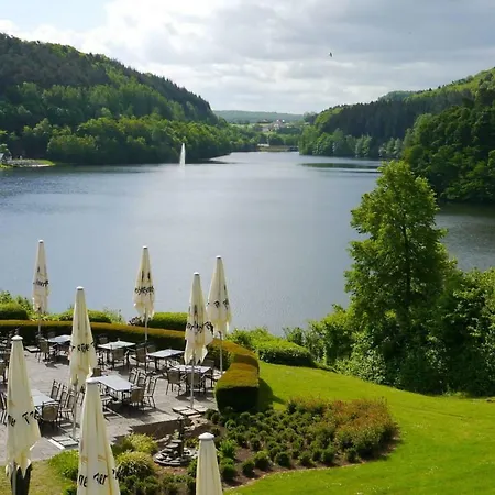 Eifel Landhaus Seeblick 別荘 Biersdorf